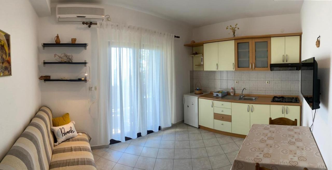 The Ana Apartments Komiza Bagian luar foto
